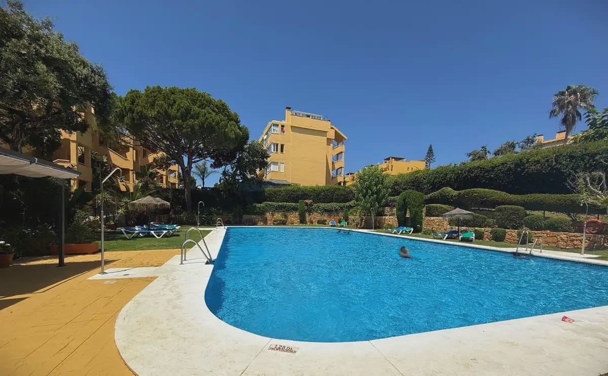 2 bedroom Apartment for sale in Mijas with pool garage - € 220,000 (Ref: 9983215)