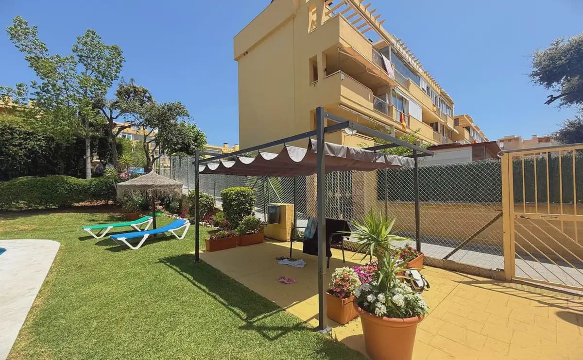 2 bedroom Apartment for sale in Mijas with pool garage - € 220,000 (Ref: 9983215)