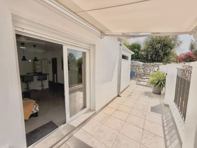 Pareado de 3 habitaciones en Arroyo de la Miel, Benalmádena en venta con piscina garaje - 625.000 € (Ref: 9983342)