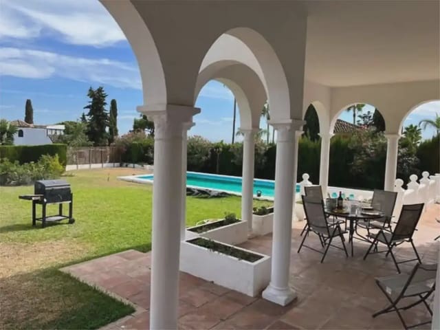 4 slaapkamer Villa te koop in Hacienda Las Chapas, Marbella met zwembad garage - € 1.446.000 (Ref: 9985204)