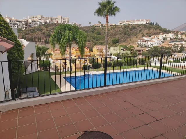 3 soverom Leilighet til salgs i Parque de la Paloma, Benalmádena med svømmebasseng garasje - € 350 000 (Ref: 9985206)