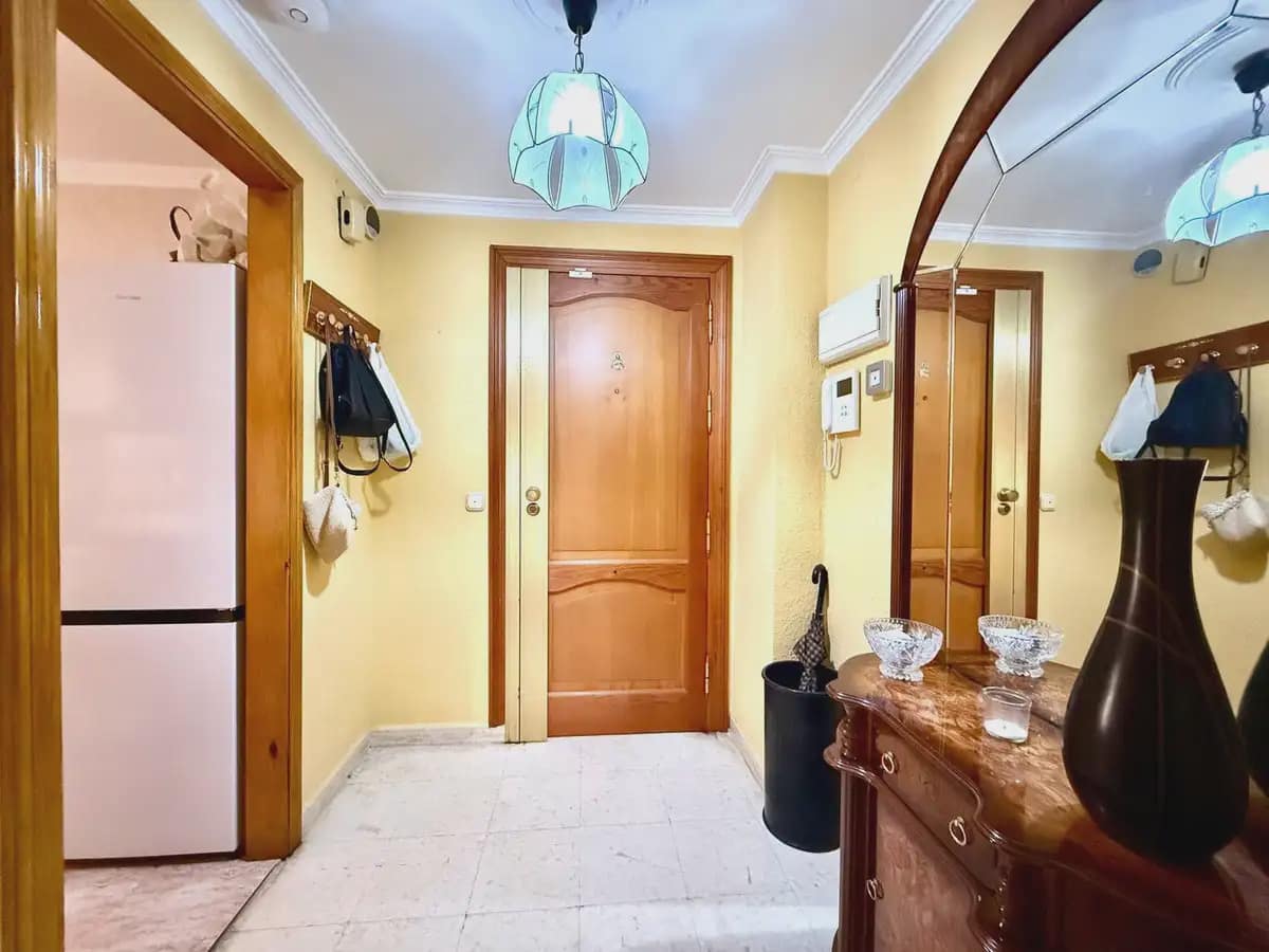 3 soveværelse Lejlighed til salg i Fuengirola med garage - € 315.000 (Ref: 9985207)