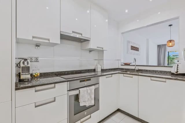 2 soveværelse Lejlighed til salg i Calahonda, Mijas med swimmingpool garage - € 369.000 (Ref: 9985649)