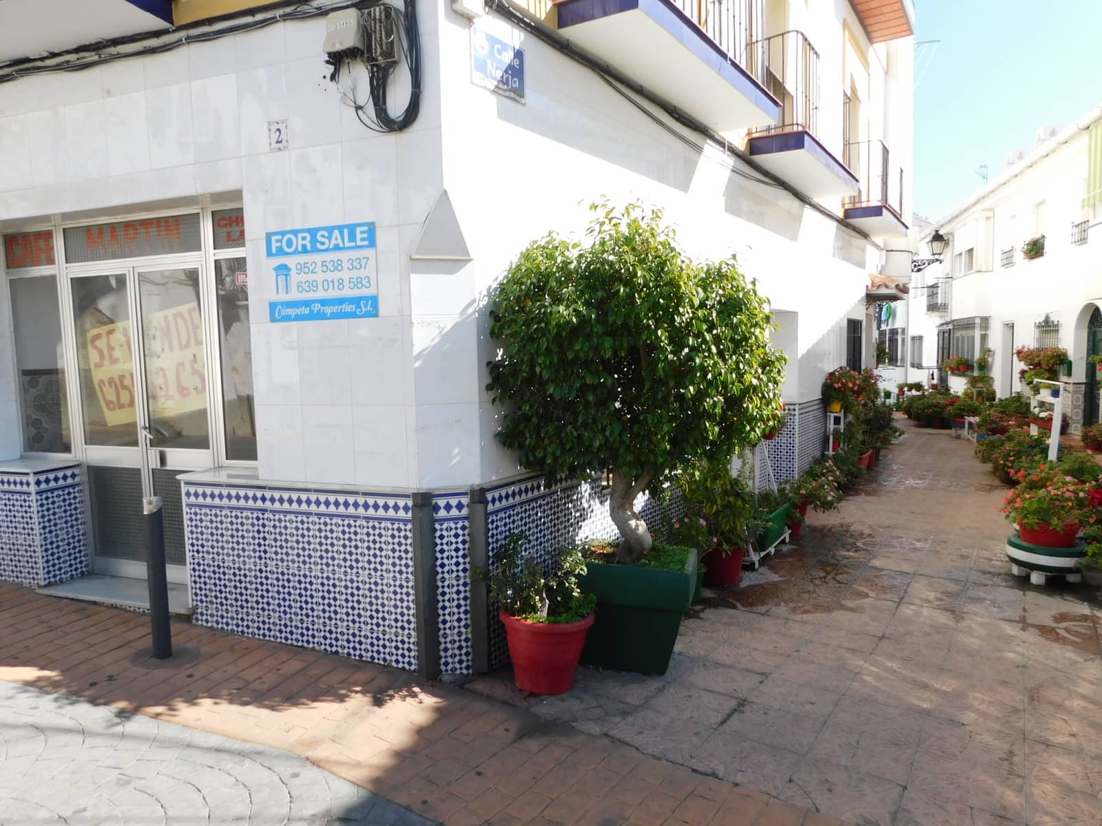 Kaupallinen myytävänä paikassa Torrox - 155 000 € (Ref: 5119124)