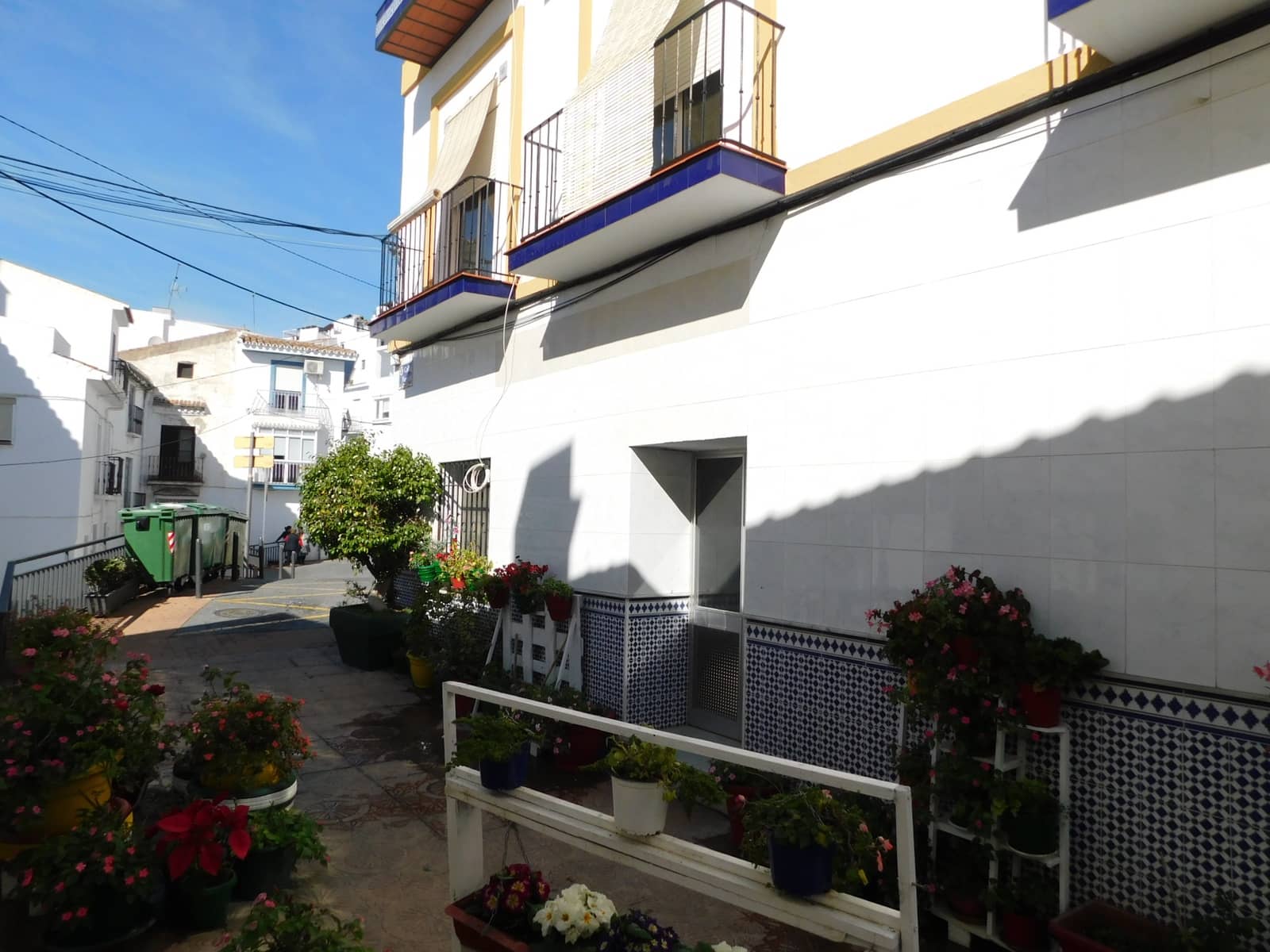 Kaupallinen myytävänä paikassa Torrox - 155 000 € (Ref: 5119124)