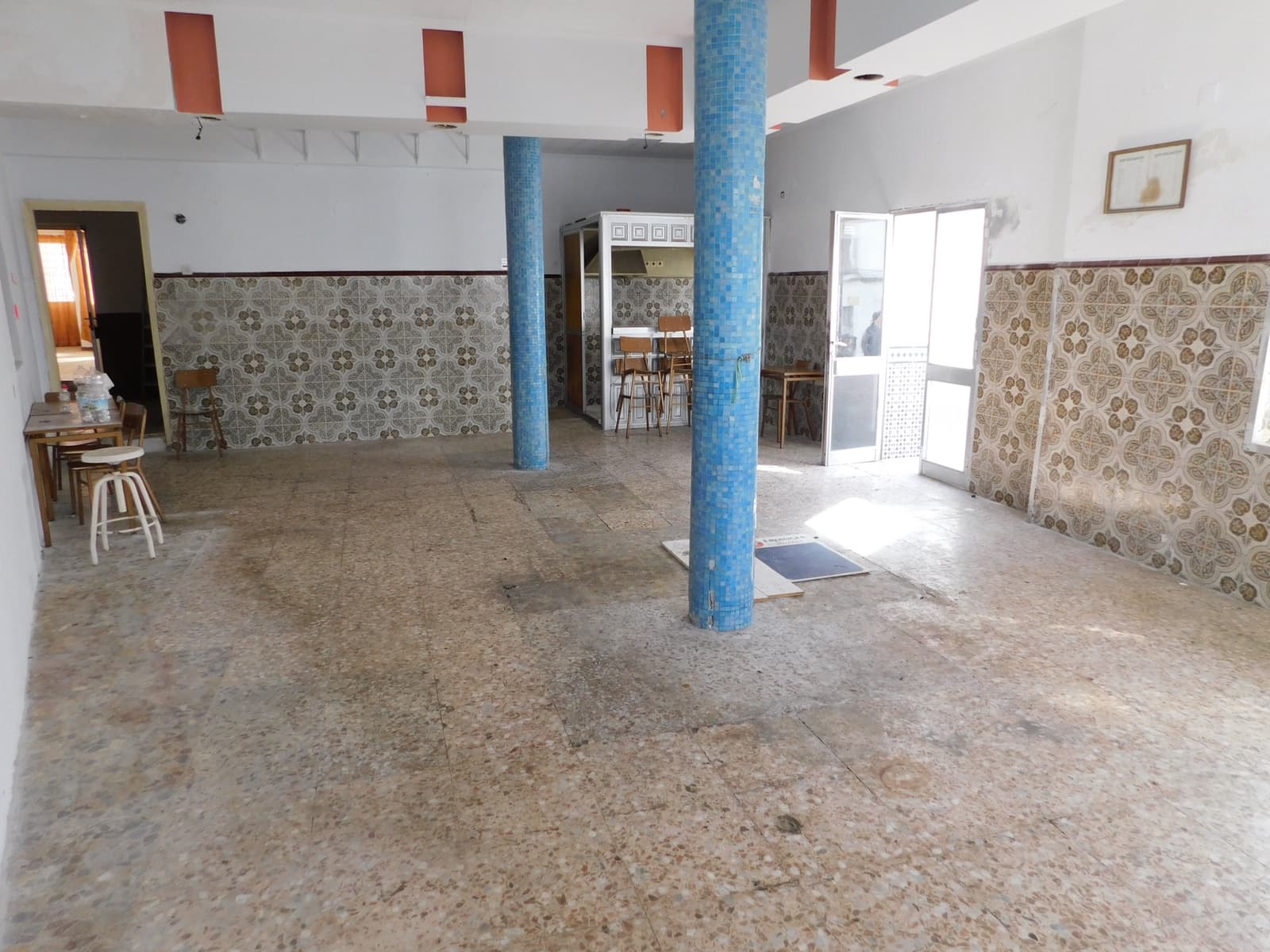 Kaupallinen myytävänä paikassa Torrox - 155 000 € (Ref: 5119124)