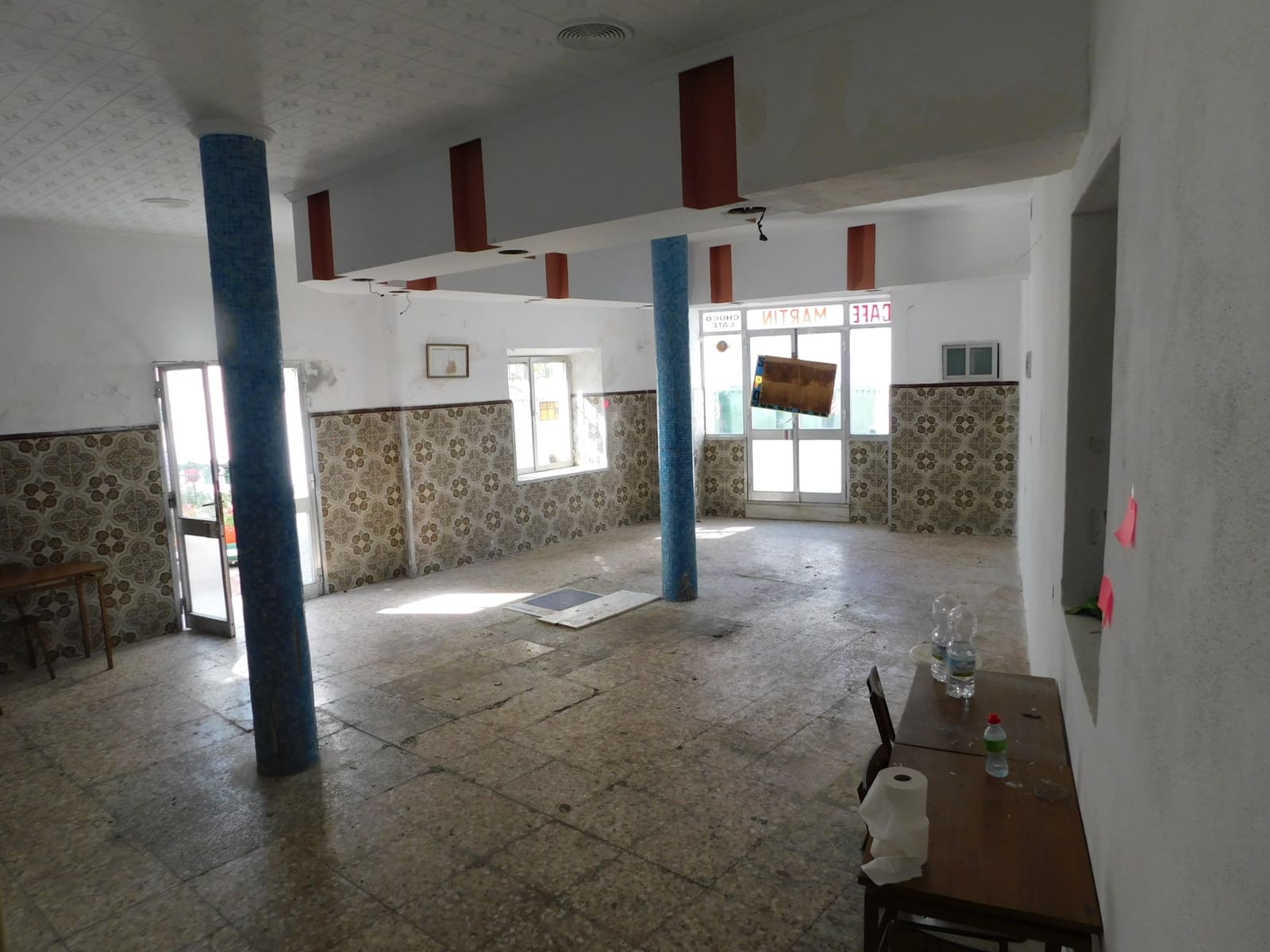 Kaupallinen myytävänä paikassa Torrox - 155 000 € (Ref: 5119124)