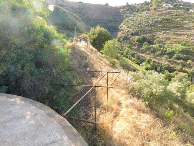 Grond te koop in Torrox Pueblo, Torrox - € 50.000 (Ref: 7055567)