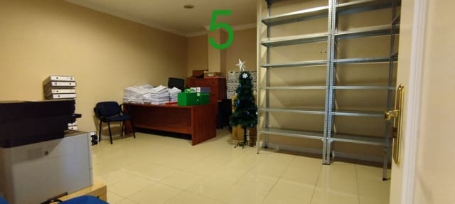 8 soverom Kommersiell til salgs i Torrox Pueblo, Torrox - € 220 000 (Ref: 9447165)