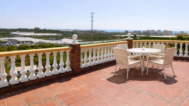 2 sypialnia Willa na sprzedaż w Urbanización Santa Rosa, Torrox z garażem - 450 000 € (Ref: 9752616)