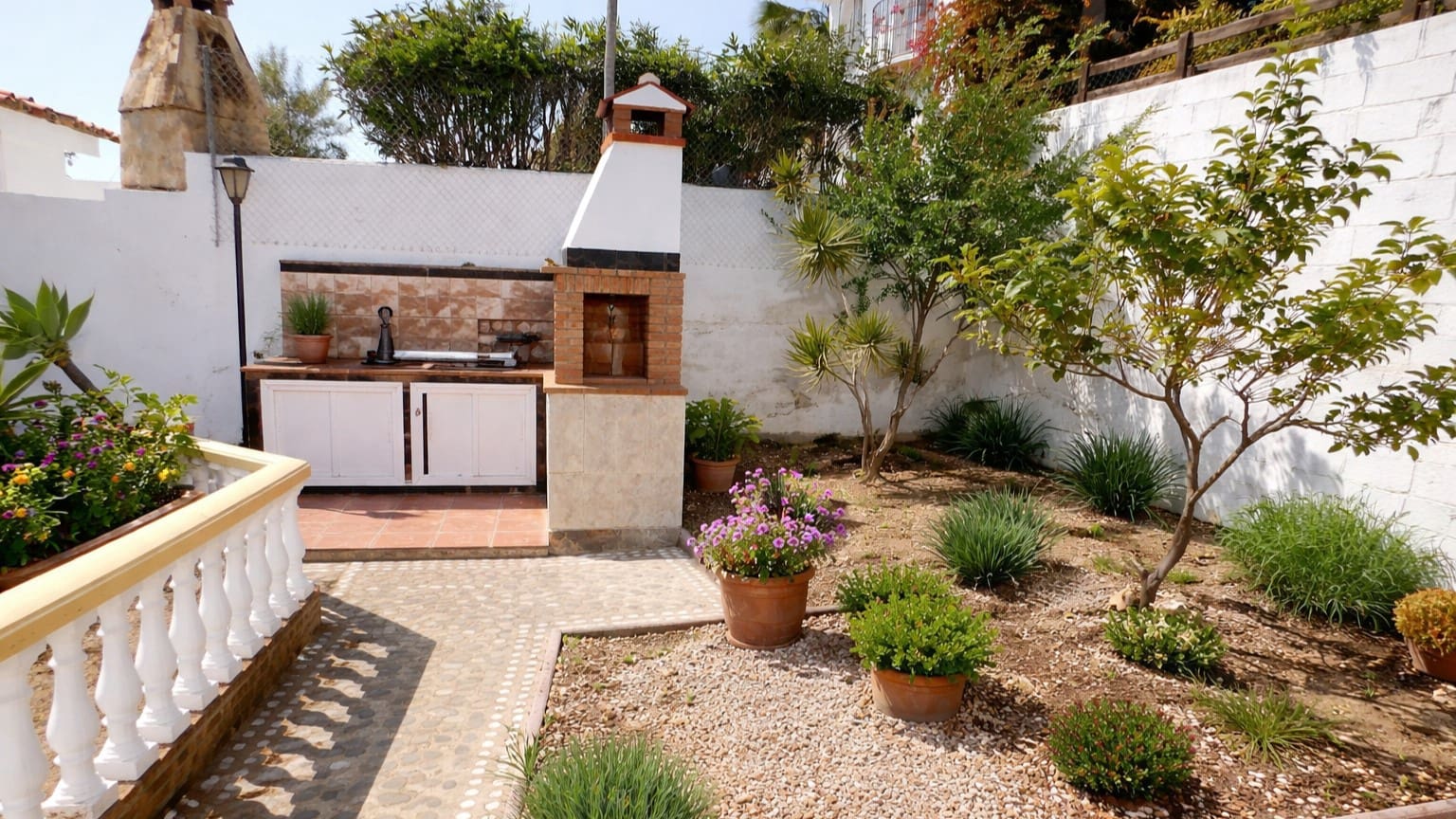 2 sypialnia Willa na sprzedaż w Torrox-Costa z garażem - 450 000 € (Ref: 9752616)