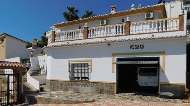 2 sypialnia Willa na sprzedaż w Urbanización Santa Rosa, Torrox z garażem - 450 000 € (Ref: 9752616)