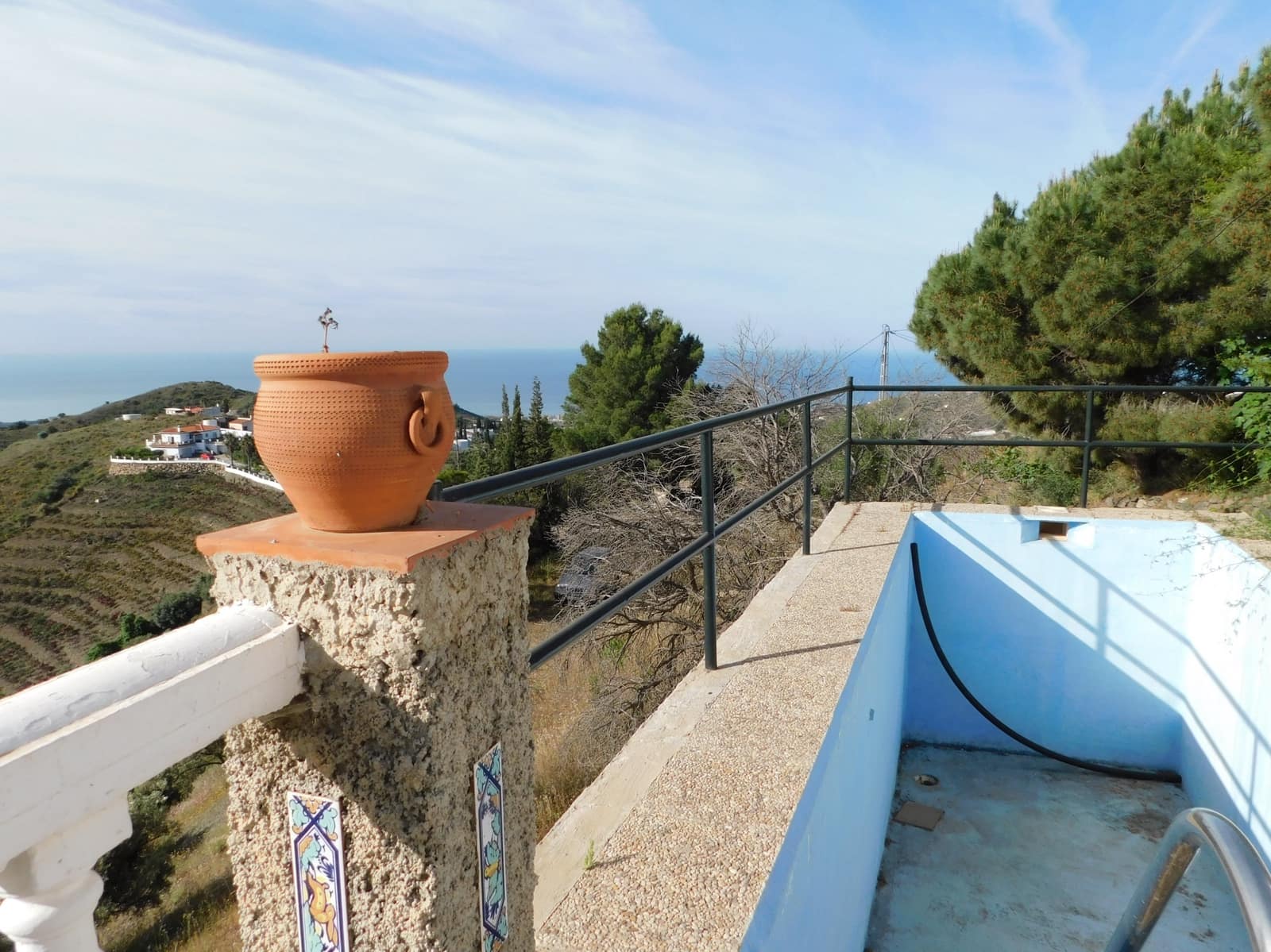 1 soverom Finca/Herregård til salgs i Torrox med svømmebasseng garasje - € 187 000 (Ref: 9909076)