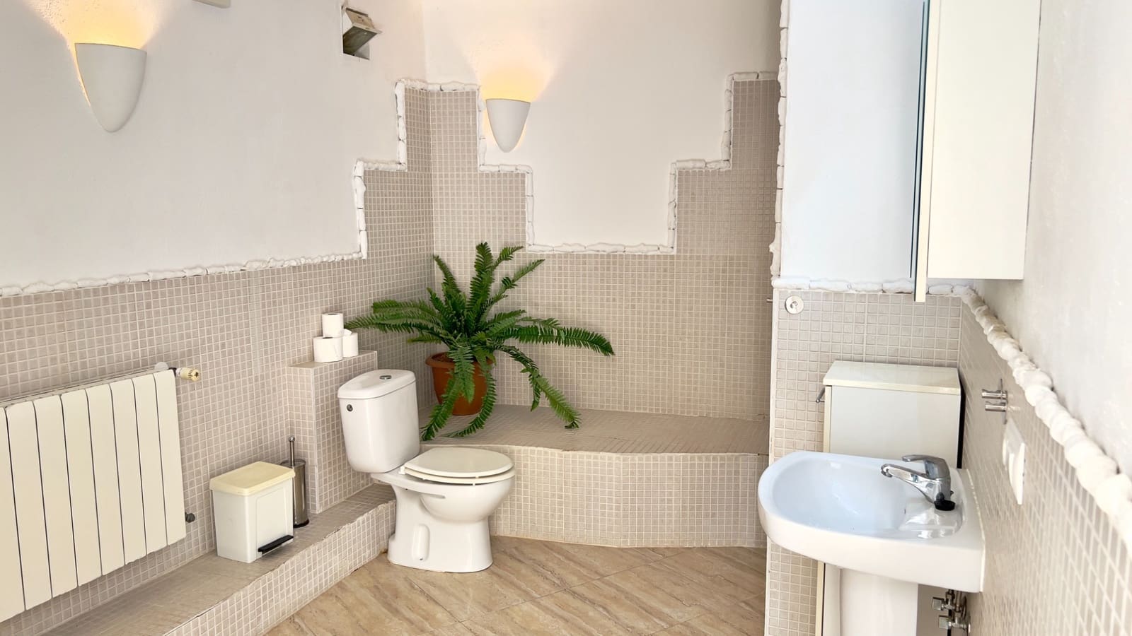 5 soveværelse Villa til salg i Moraira med swimmingpool garage - € 790.000 (Ref: 10041968)