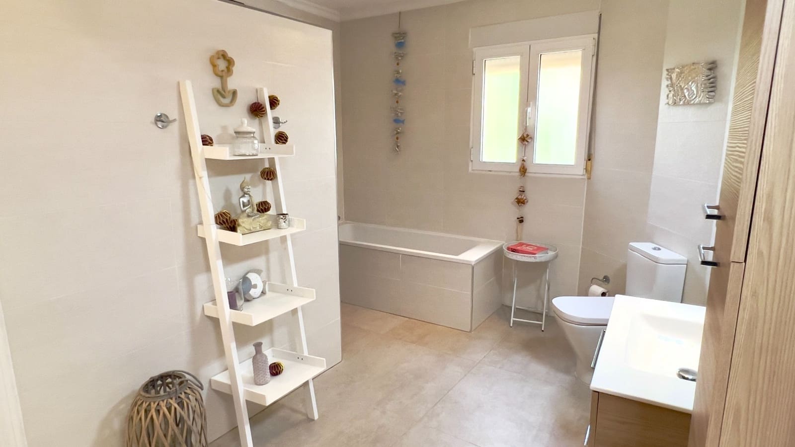 5 soveværelse Villa til salg i Moraira med swimmingpool garage - € 790.000 (Ref: 10041968)