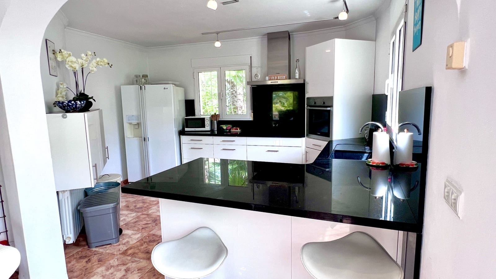 5 soveværelse Villa til salg i Moraira med swimmingpool garage - € 790.000 (Ref: 10041968)