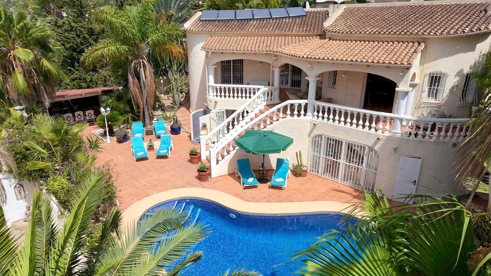 5 soveværelse Villa til salg i Moraira med swimmingpool garage - € 790.000 (Ref: 10041968)