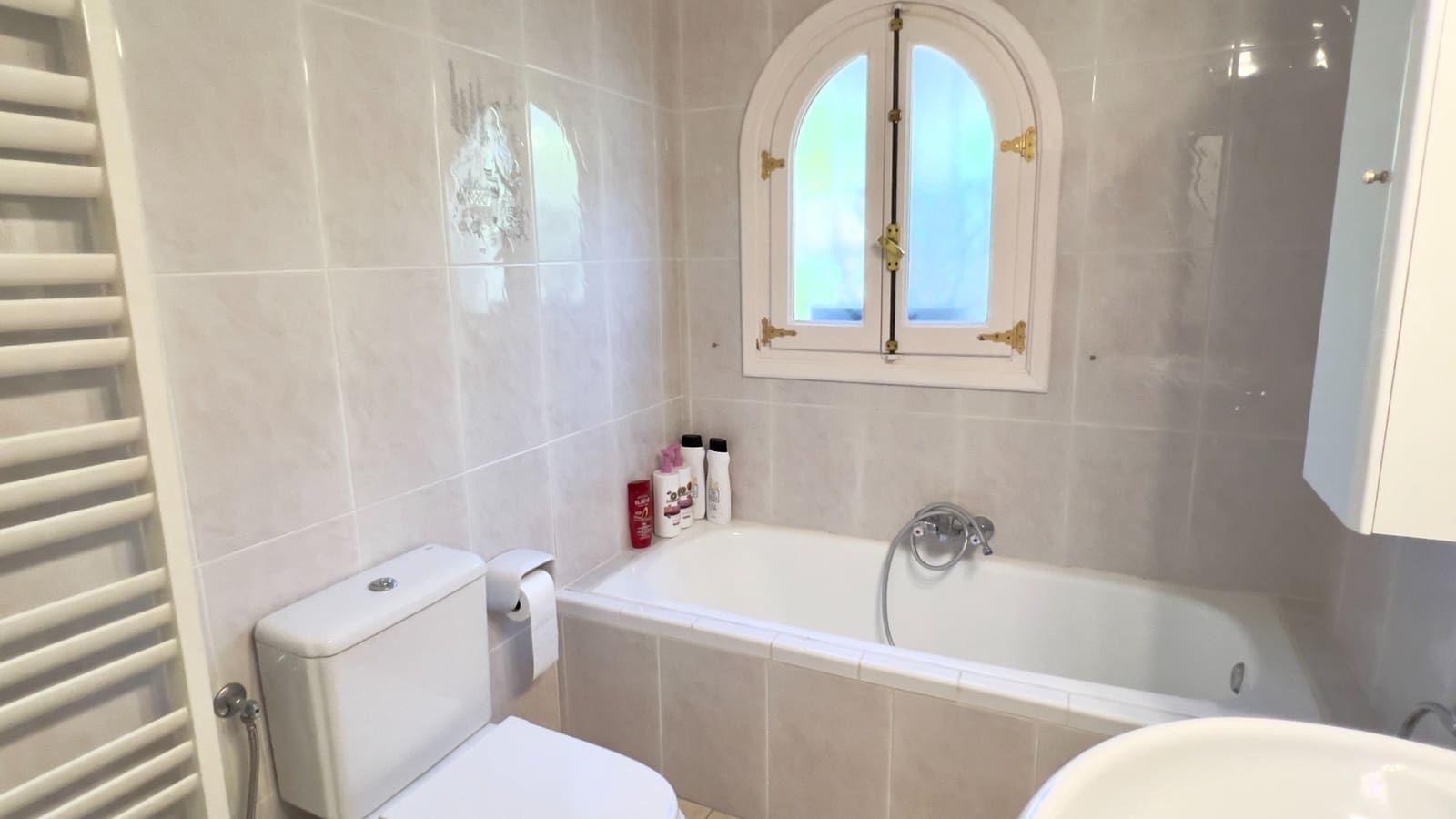 4 Zimmer Villa zu verkaufen in Benissa mit Pool Garage - 599.000 € (Ref: 10079902)
