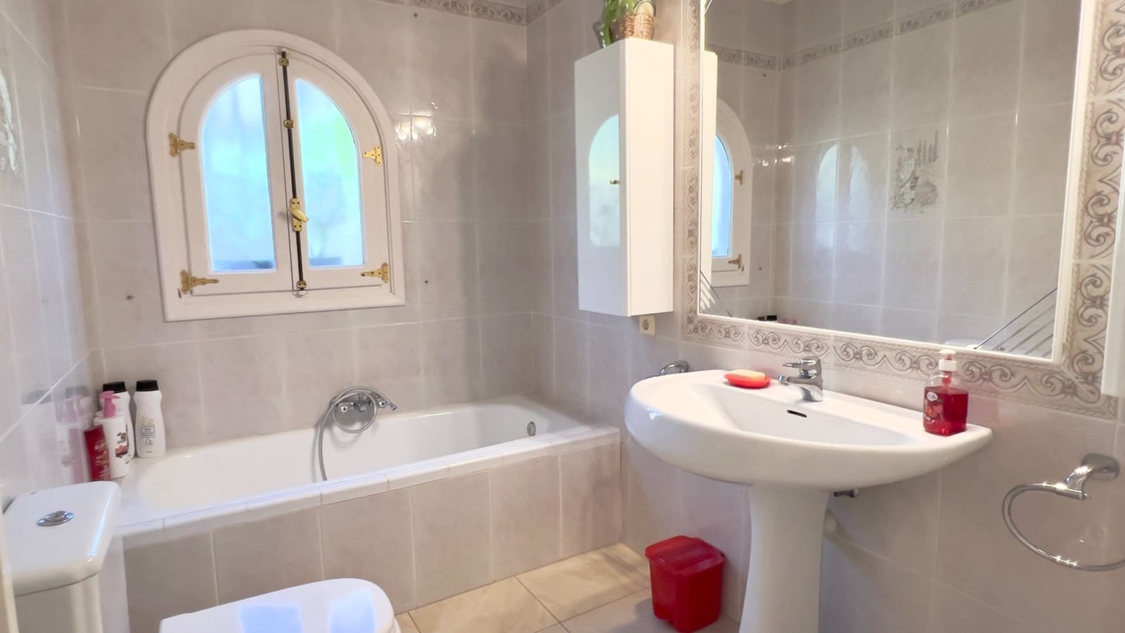 4 Zimmer Villa zu verkaufen in Benissa mit Pool Garage - 599.000 € (Ref: 10079902)