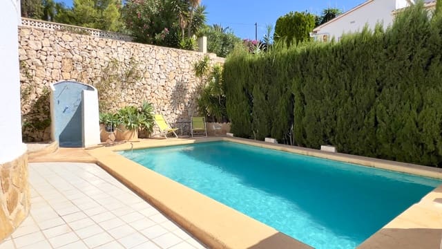 4 Zimmer Villa zu verkaufen in Benissa mit Pool Garage - 599.000 € (Ref: 10079902)