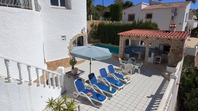 4 Zimmer Villa zu verkaufen in Benissa mit Pool Garage - 599.000 € (Ref: 10079902)