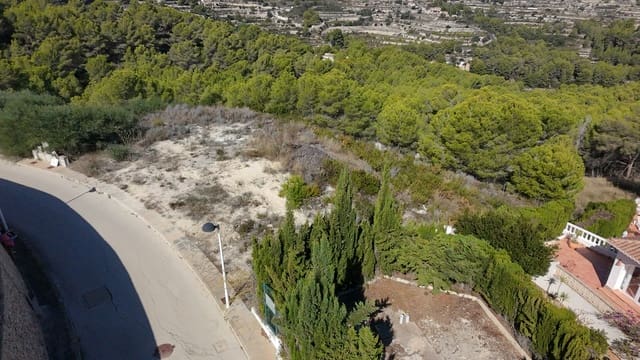 Tontti myytävänä paikassa Benimeit - Tabaira, Teulada-Moraira - 350 000 € (Ref: 10112359)