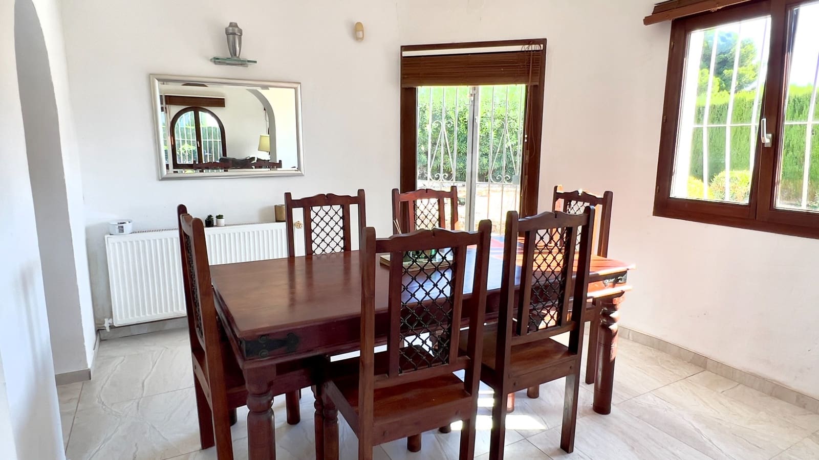 Chalet de 3 habitaciones en Benissa en venta con piscina garaje - 695.000 € (Ref: 10133462)