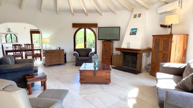 3 camera da letto Villa in vendita in Benissa con piscina garage - 695.000 € (Rif: 10133462)