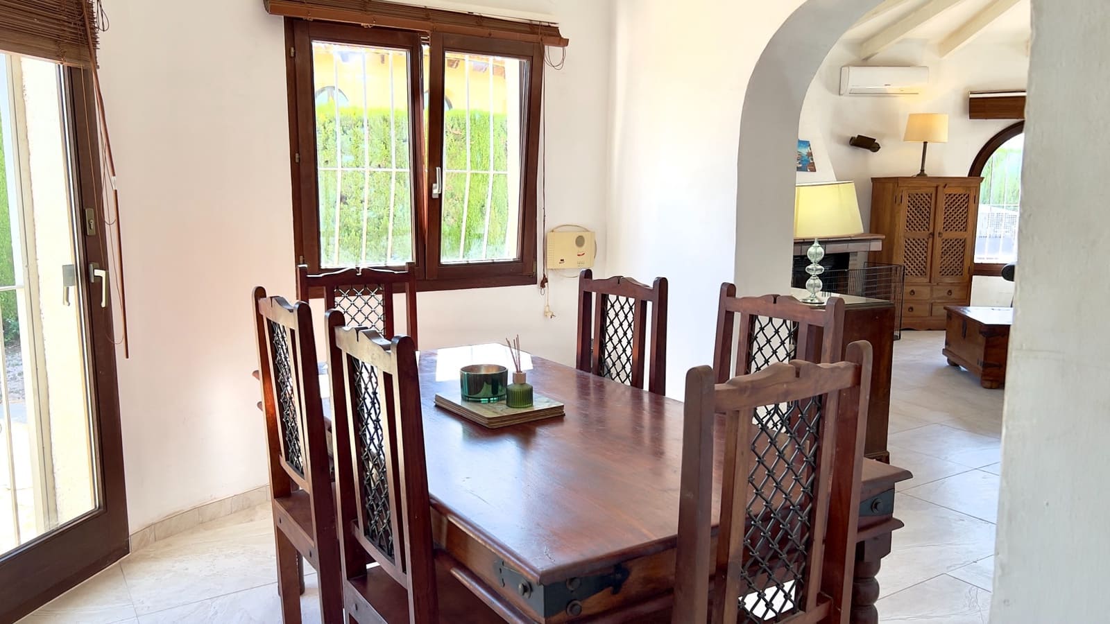 Chalet de 3 habitaciones en Benissa en venta con piscina garaje - 695.000 € (Ref: 10133462)
