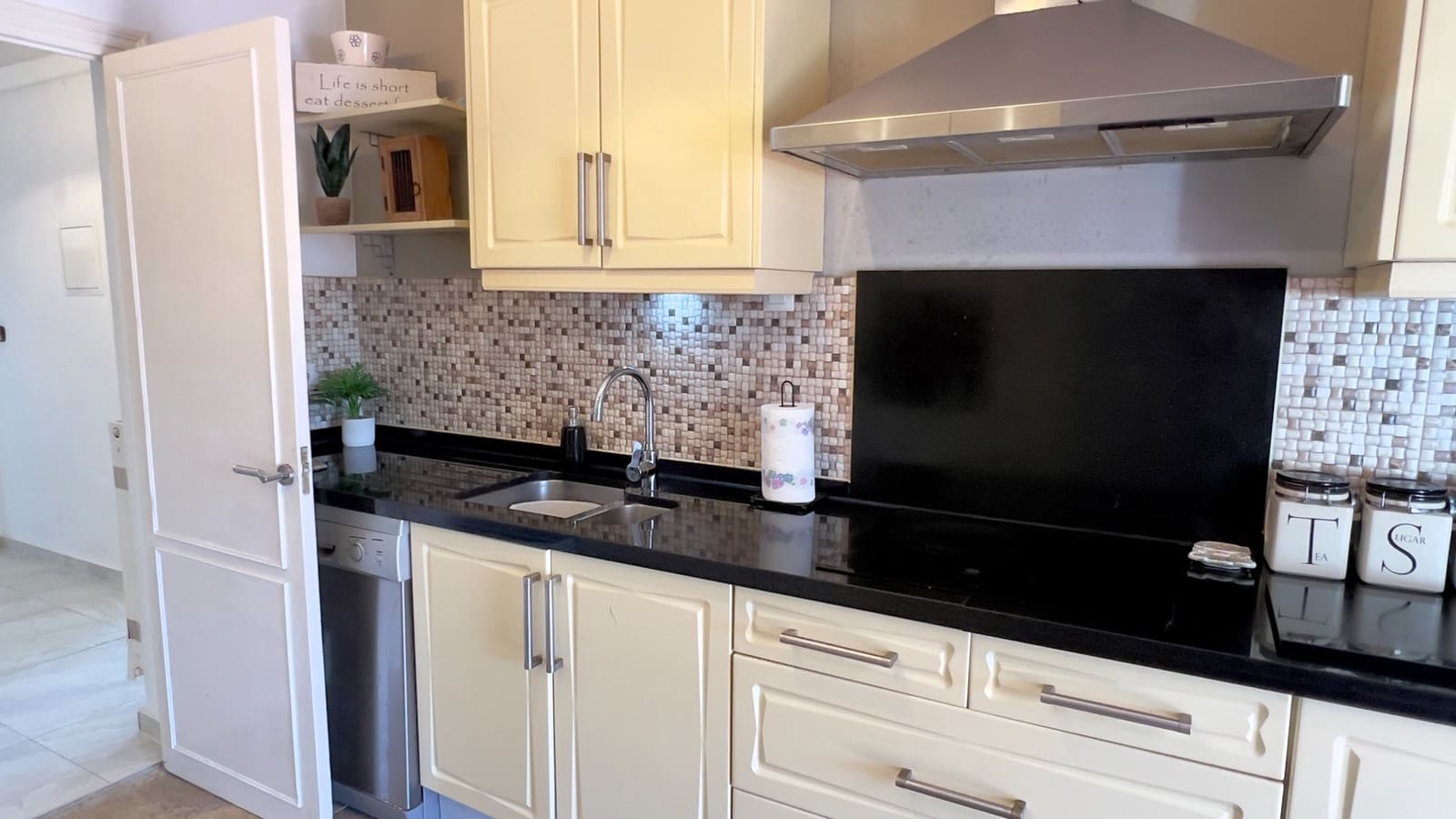 Chalet de 3 habitaciones en Benissa en venta con piscina garaje - 695.000 € (Ref: 10133462)