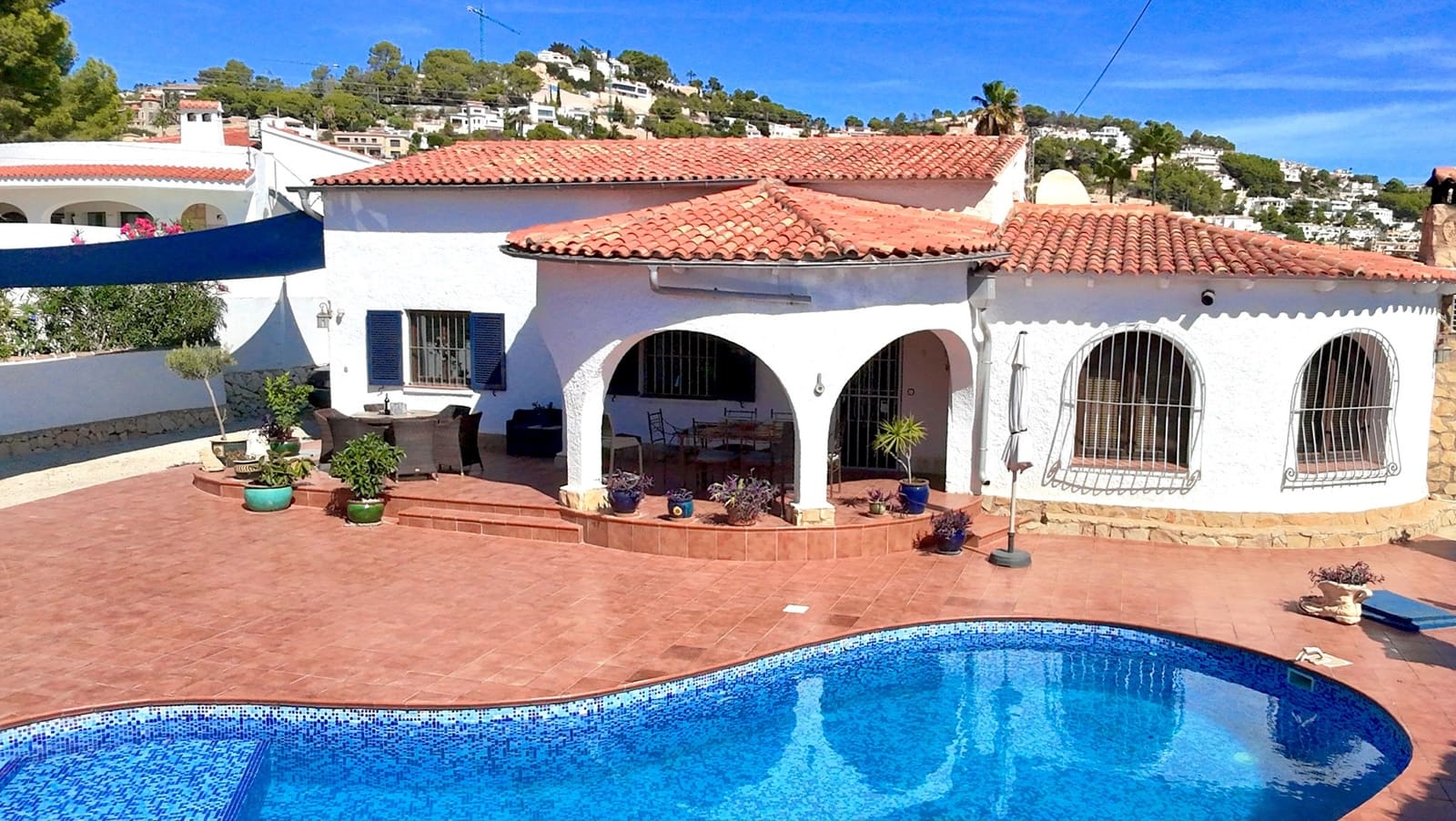 Chalet de 3 habitaciones en Benissa en venta con piscina garaje - 695.000 € (Ref: 10133462)