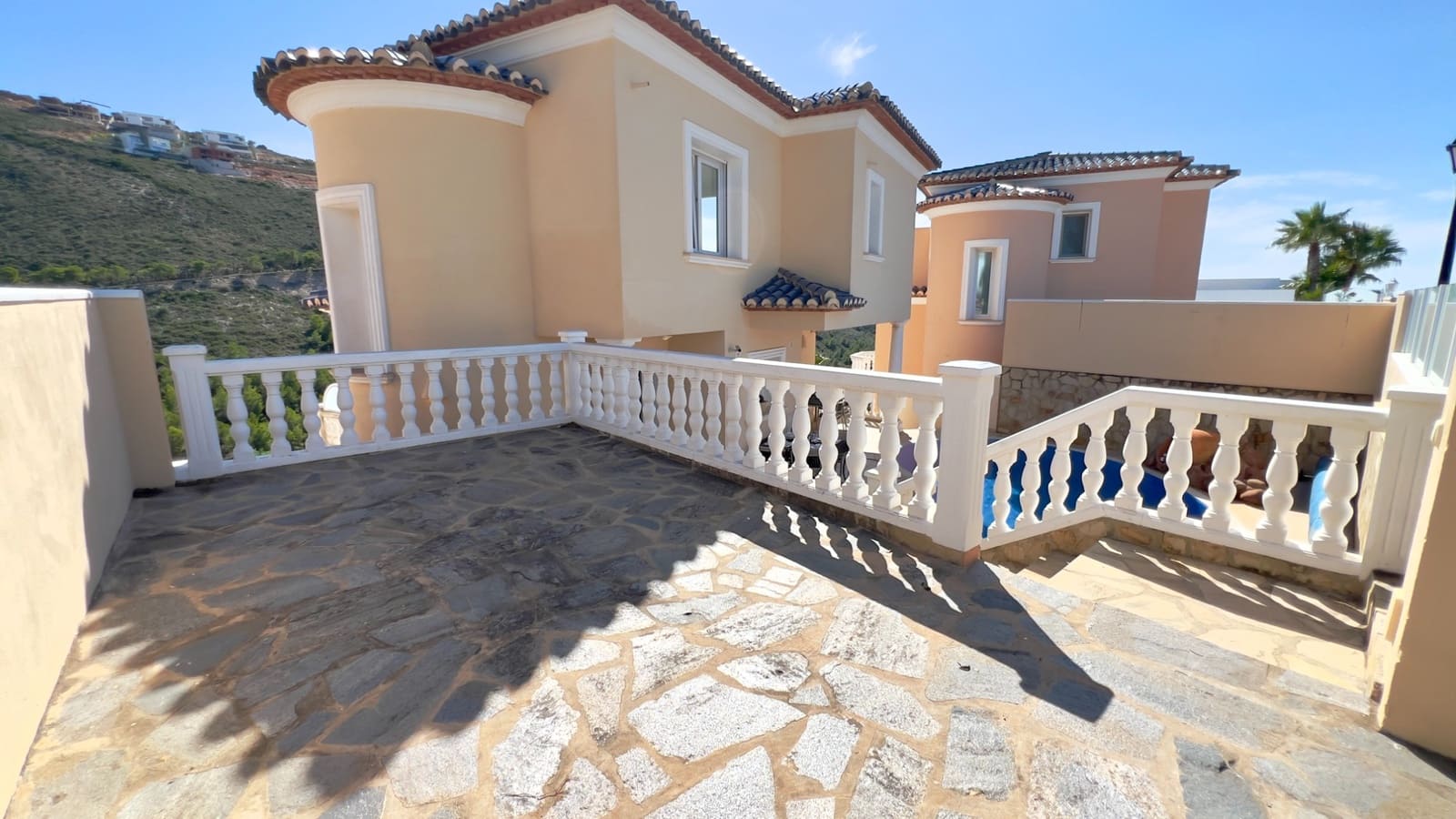 3 slaapkamer Villa te koop in Benitachell / Benitatxell met zwembad garage - € 565.000 (Ref: 10154200)