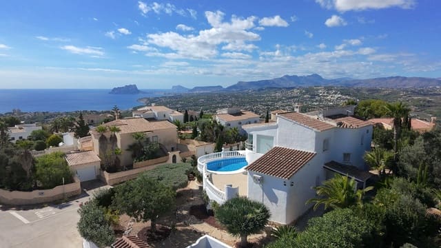 3 soveværelse Villa til salg i Cumbre del Sol, Benitachell / Benitatxell med swimmingpool garage - € 870.000 (Ref: 10155502)