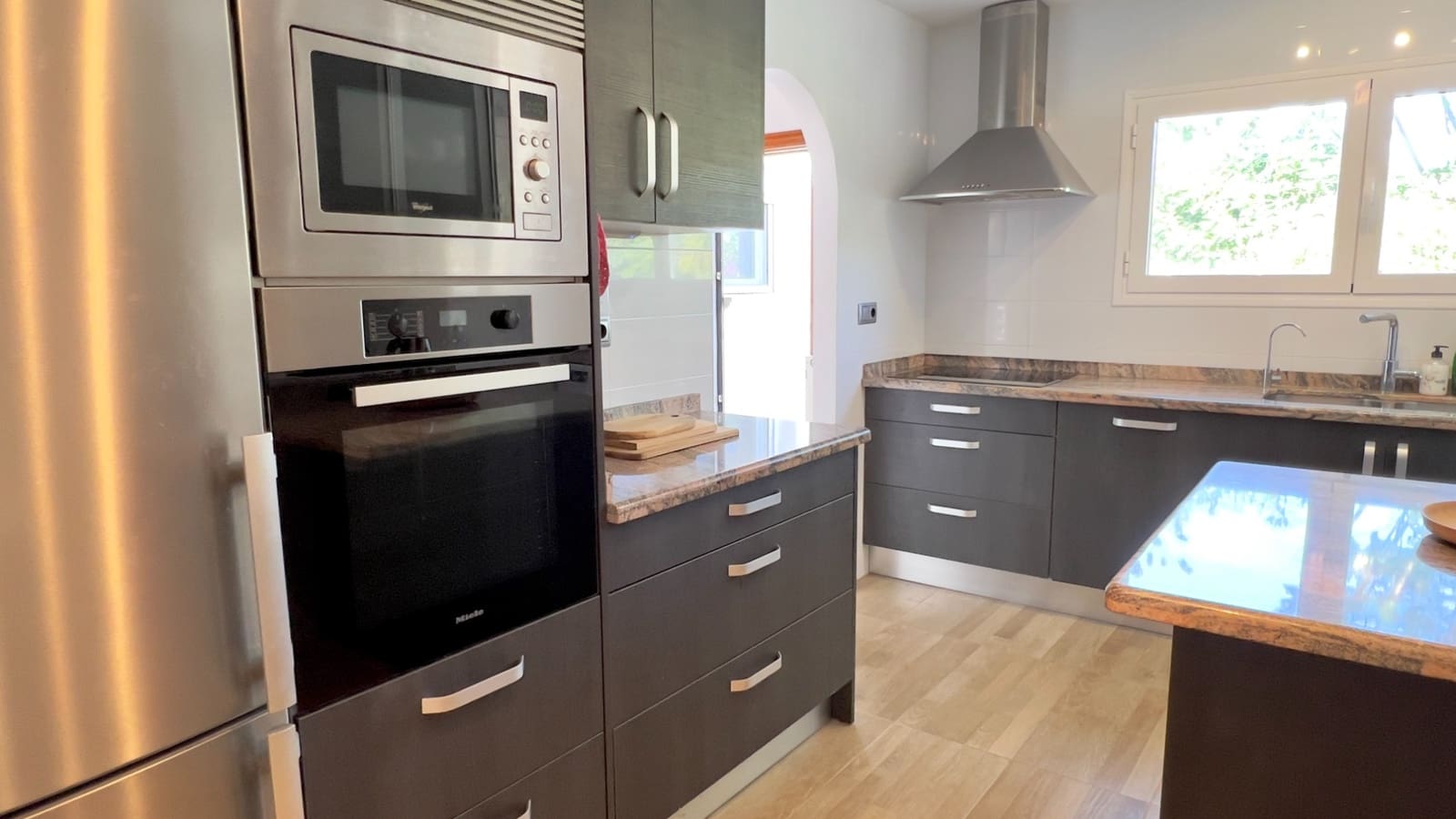 4 sypialnia Willa na sprzedaż w Moraira z basenem garażem - 650 000 € (Ref: 10159921)