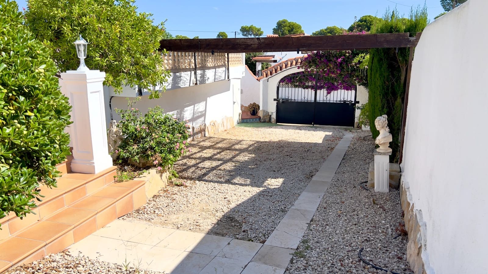 4 sypialnia Willa na sprzedaż w Moraira z basenem garażem - 650 000 € (Ref: 10159921)