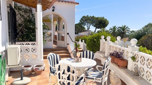 4 soveværelse Villa til salg i Pinar del Advocat - Cometa, Teulada-Moraira med swimmingpool garage - € 650.000 (Ref: 10159921)
