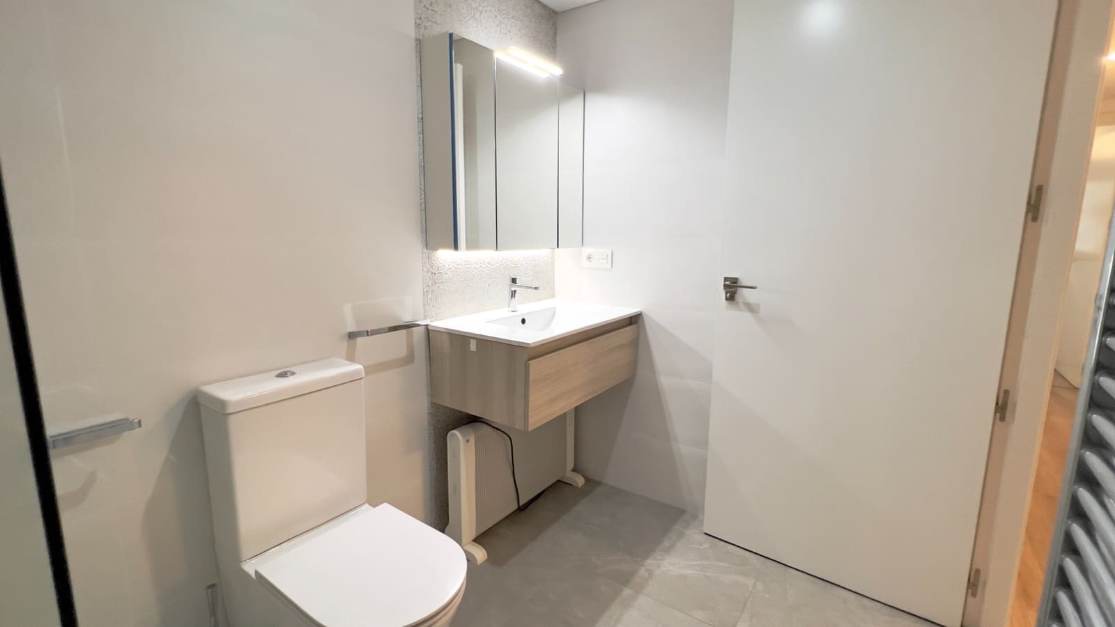 Apartamento de 2 habitaciones en Javea / Xàbia en venta con piscina garaje - 365.000 € (Ref: 10185907)