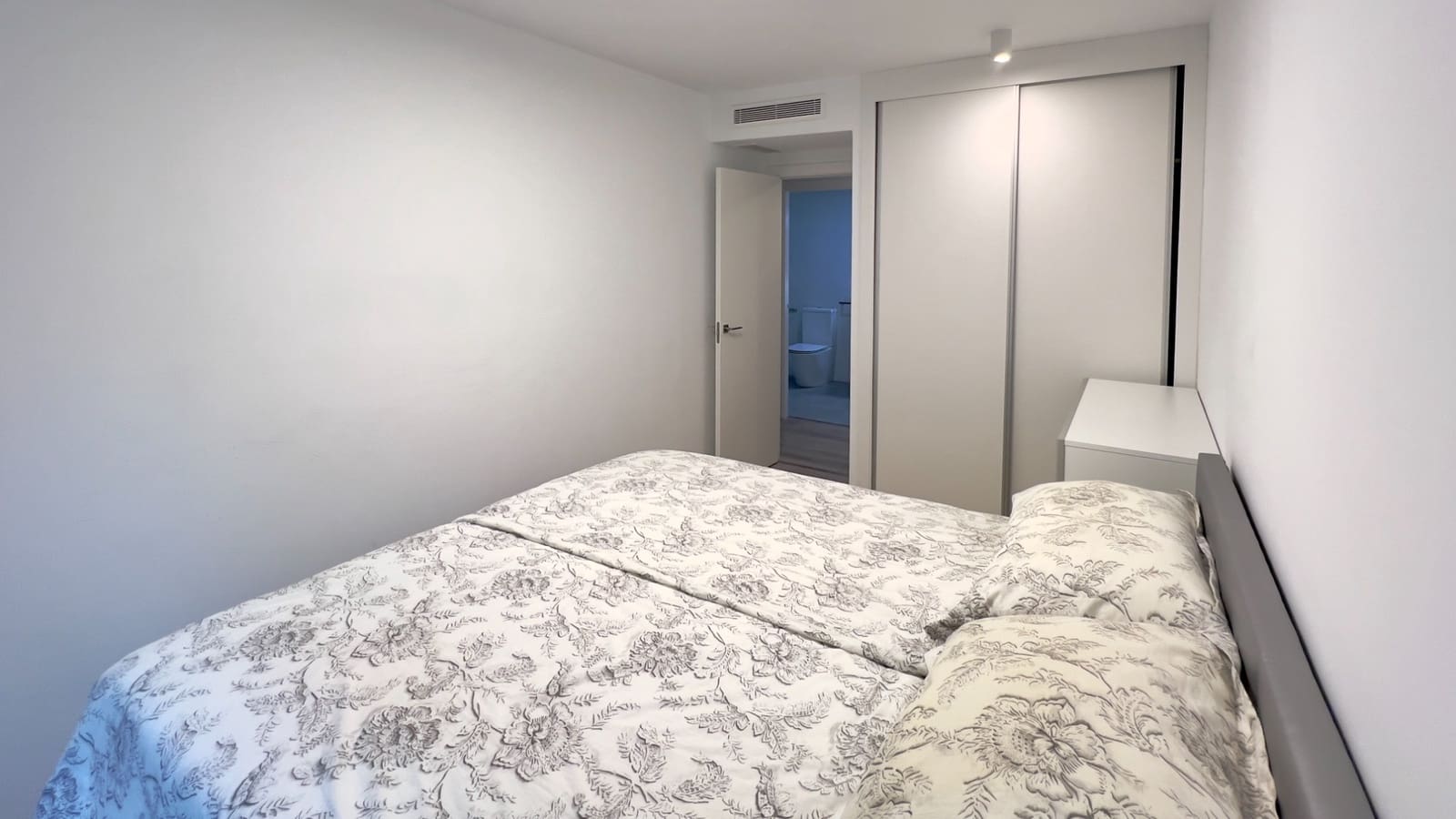 Apartamento de 2 habitaciones en Javea / Xàbia en venta con piscina garaje - 365.000 € (Ref: 10185907)