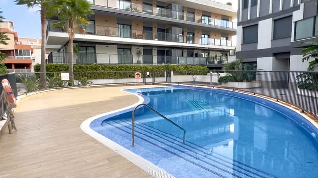 Apartamento de 2 habitaciones en Centro ciudad, Javea / Xàbia en venta con piscina garaje - 365.000 € (Ref: 10185907)