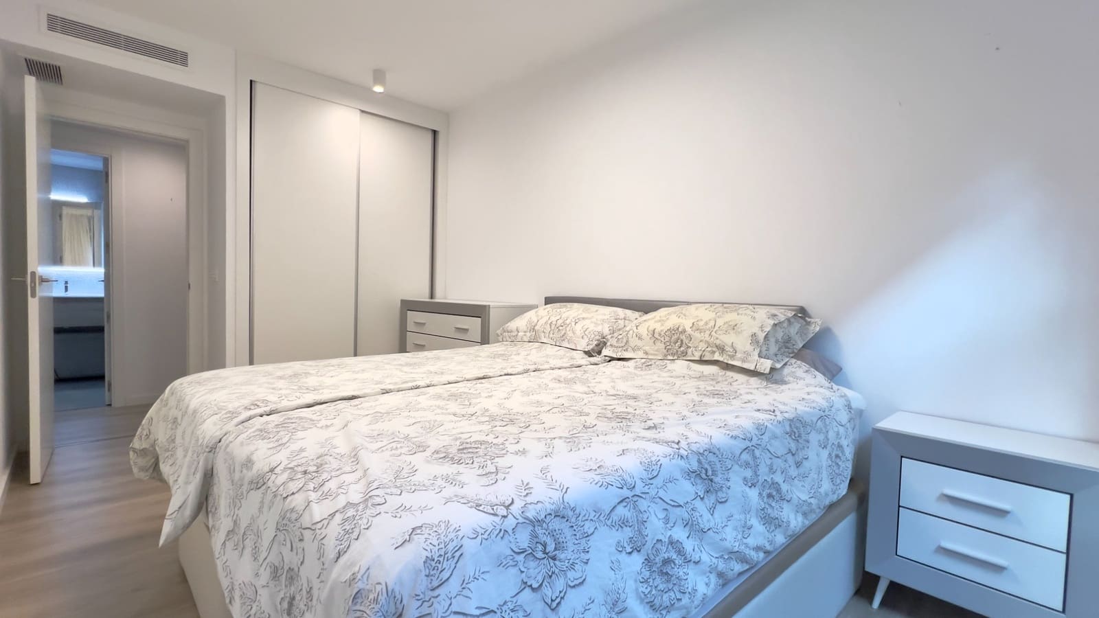 Apartamento de 2 habitaciones en Javea / Xàbia en venta con piscina garaje - 365.000 € (Ref: 10185907)