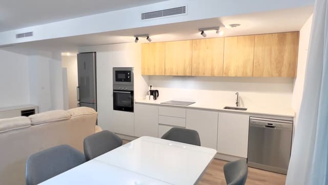 Apartamento de 2 habitaciones en Centro ciudad, Javea / Xàbia en venta con piscina garaje - 365.000 € (Ref: 10185907)