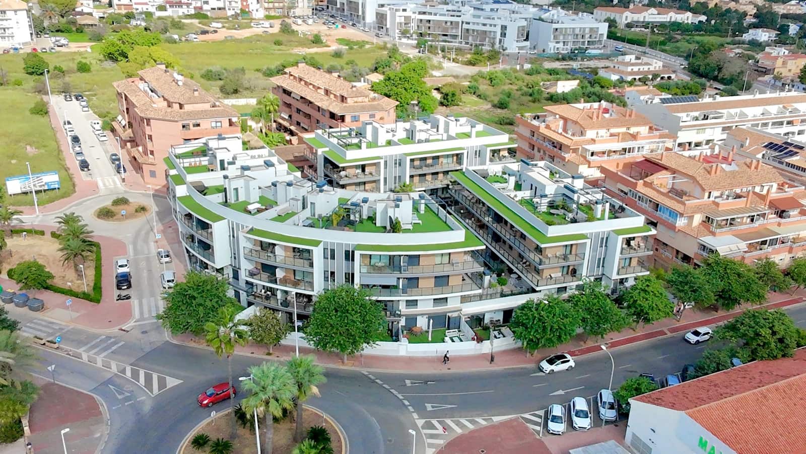 Apartamento de 2 habitaciones en Javea / Xàbia en venta con piscina garaje - 365.000 € (Ref: 10185907)