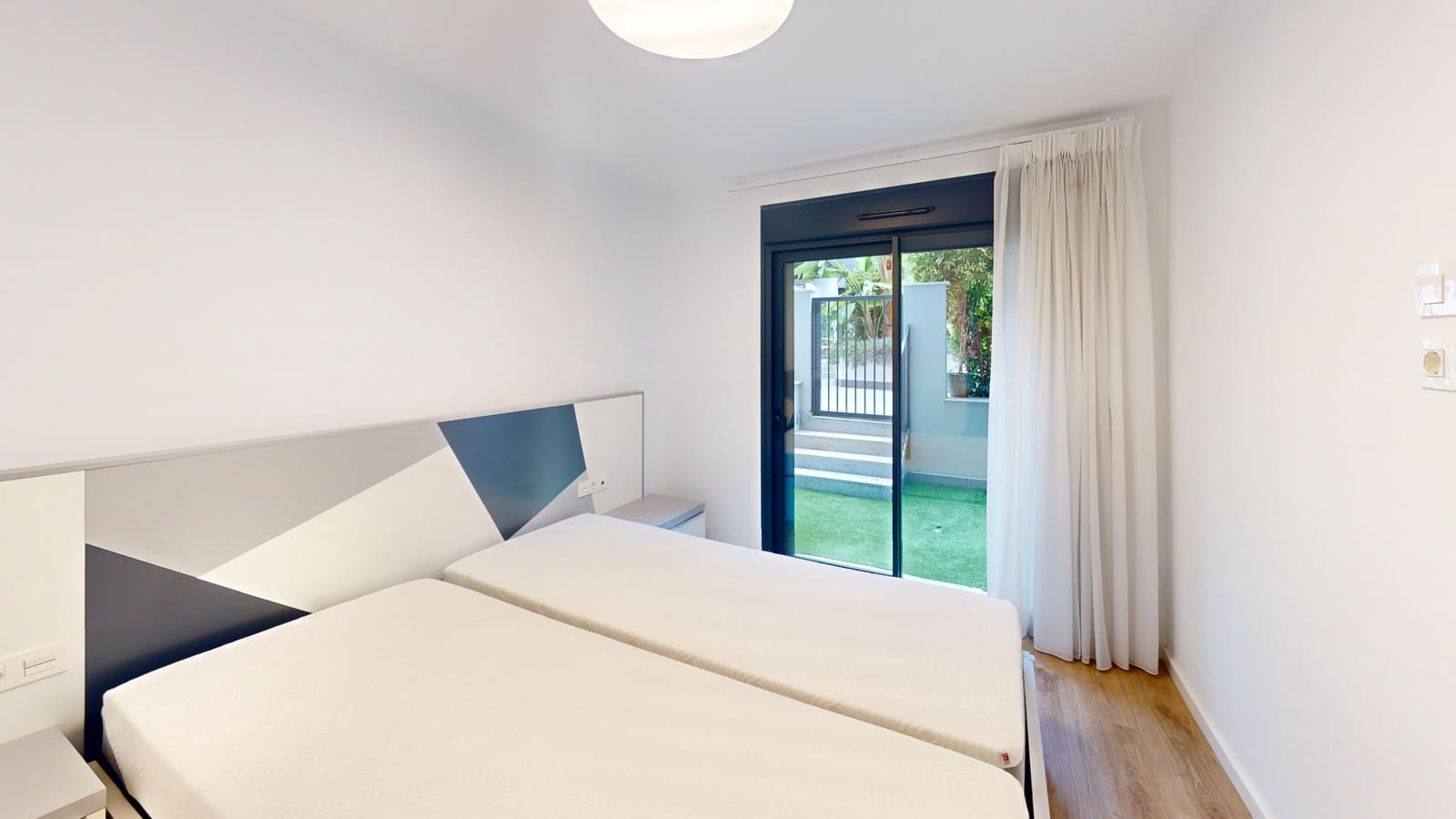 Apartamento de 2 habitaciones en Javea / Xàbia en venta con piscina garaje - 365.000 € (Ref: 10185907)