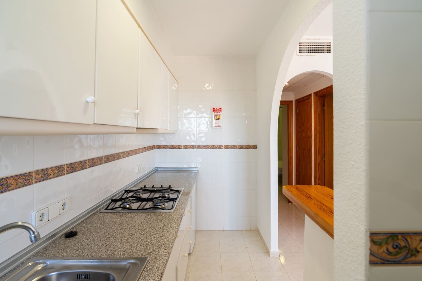1 makuuhuone Bungalow myytävänä paikassa Calpe / Calp mukana uima-altaan 
autotalli - 175 000 € (Ref: 7687515)