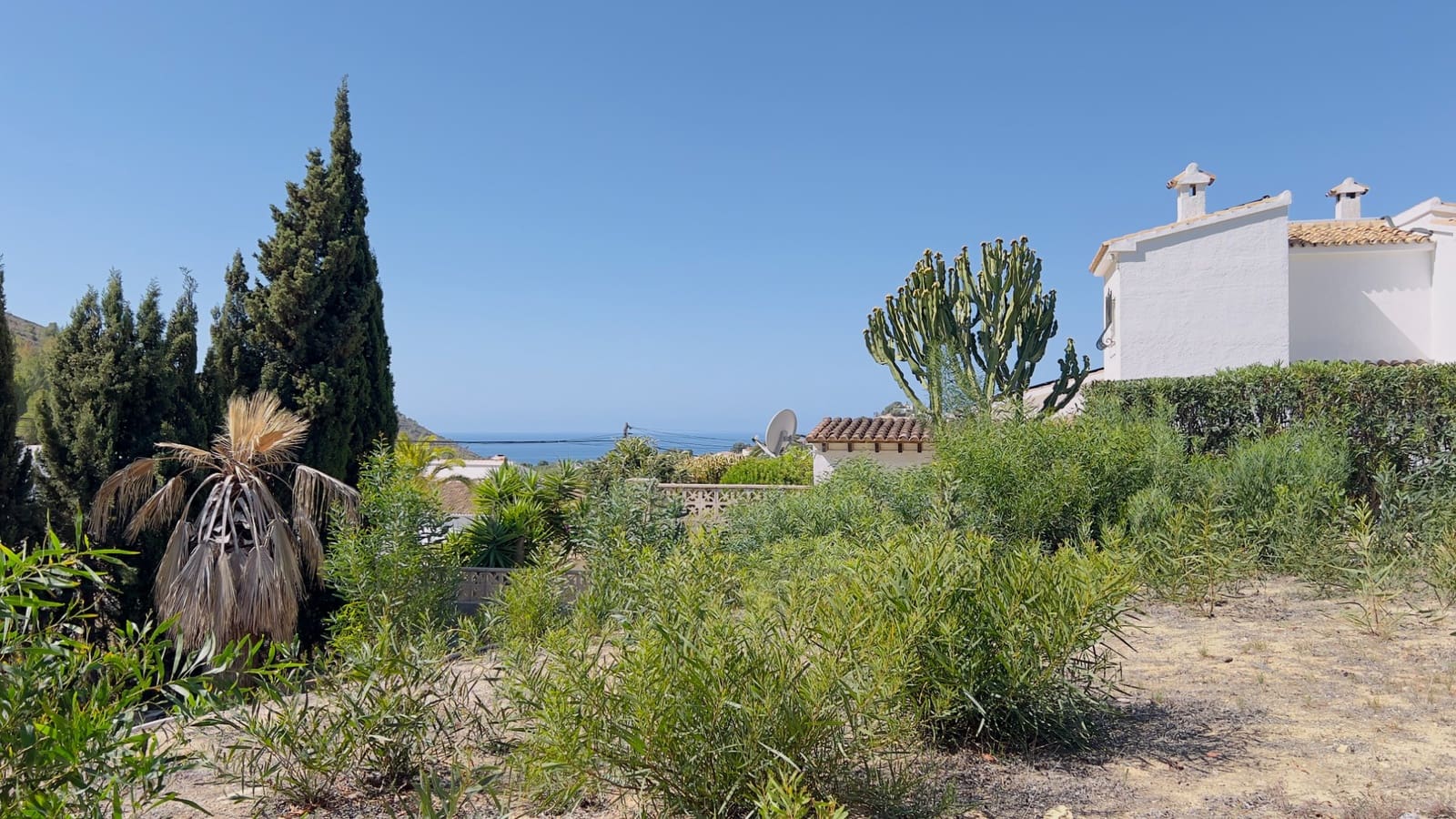 Działka budowlana na sprzedaż w Benitachell / Benitatxell - 265 000 € (Ref: 8337200)