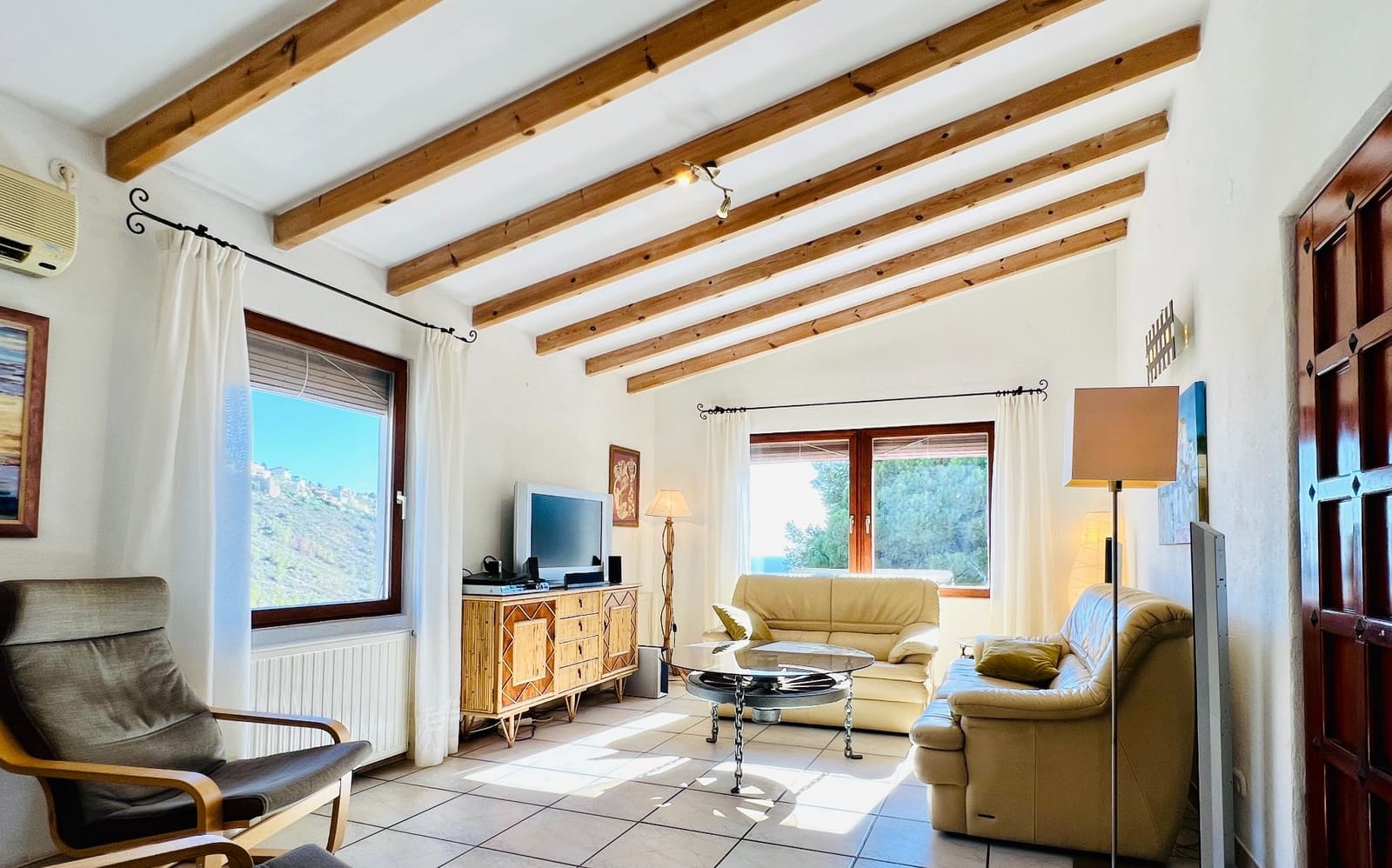 4 bedroom Villa for sale in Benitachell / Benitatxell with pool - € 525,000 (Ref: 8585544)