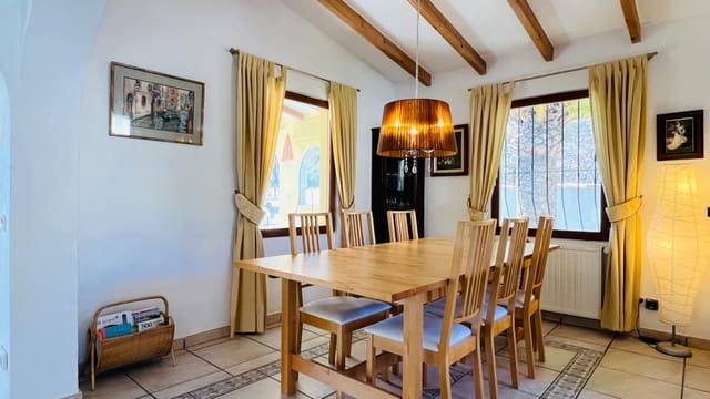 4 slaapkamer Villa te koop in Benitachell / Benitatxell met zwembad - € 525.000 (Ref: 8585544)