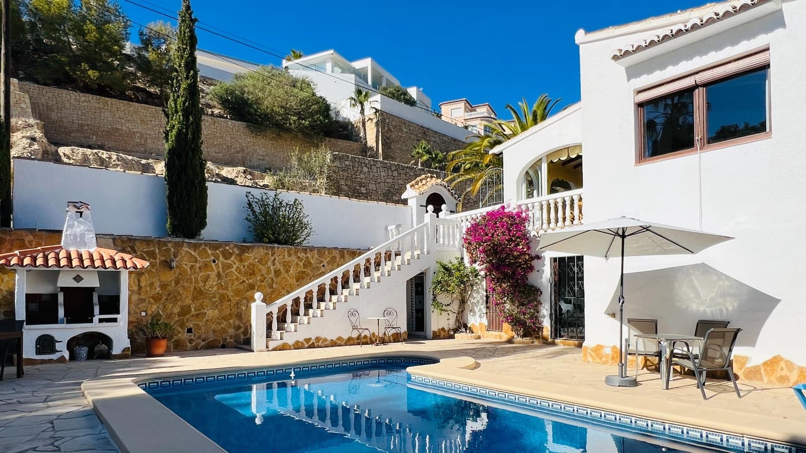 4 bedroom Villa for sale in Benitachell / Benitatxell with pool - € 525,000 (Ref: 8585544)