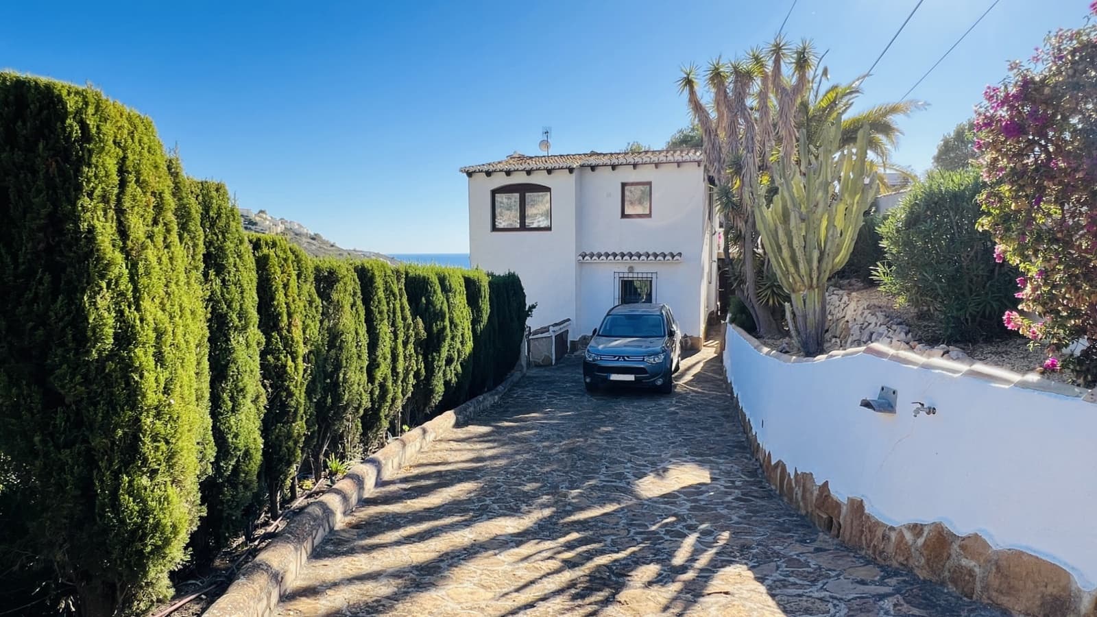 4 bedroom Villa for sale in Benitachell / Benitatxell with pool - € 525,000 (Ref: 8585544)