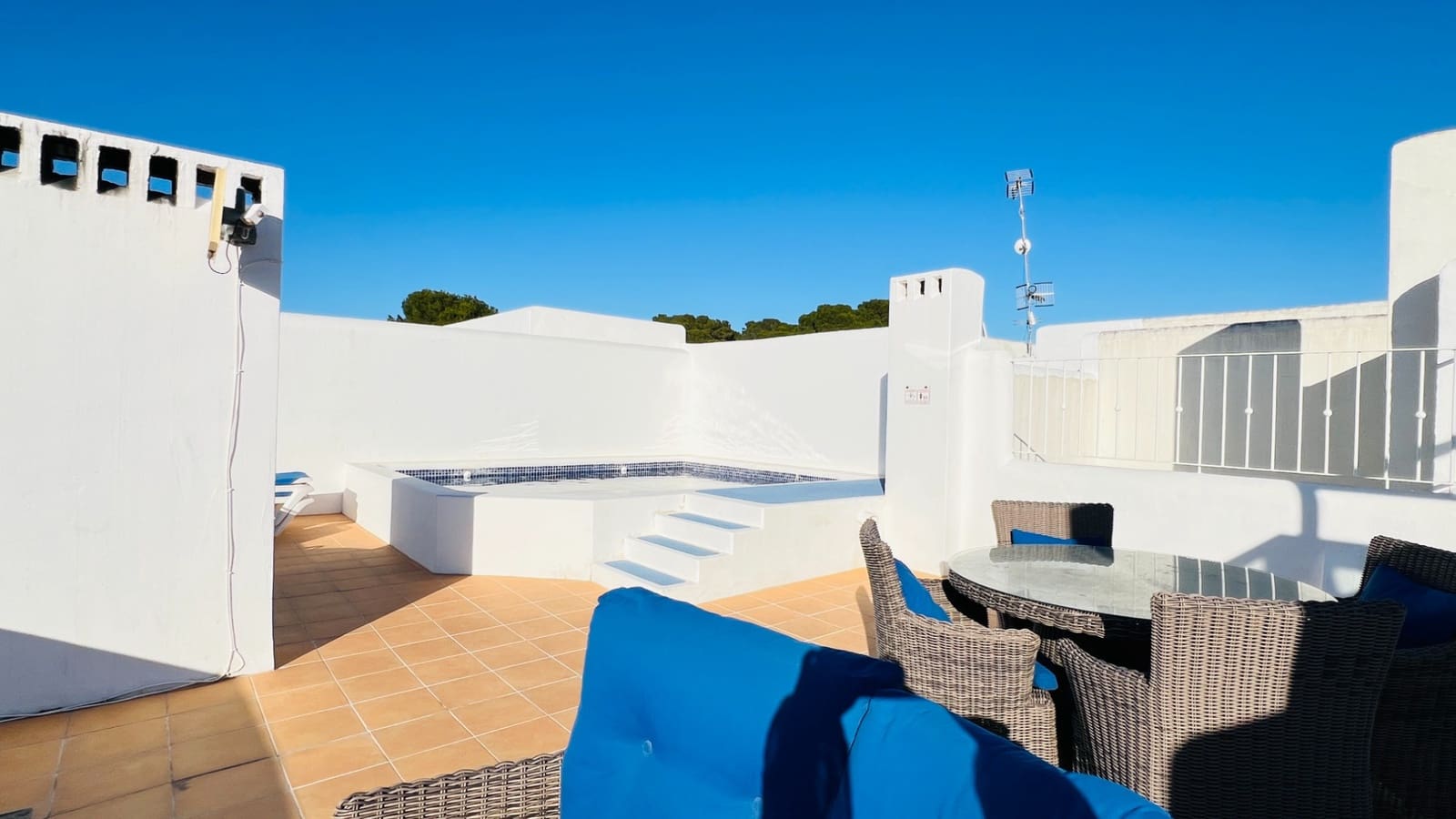 2 soveværelse Penthouse til salg i Moraira med swimmingpool garage - € 649.000 (Ref: 8742766)